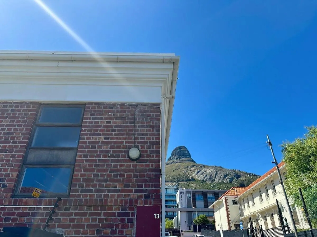 Appartement Substation Turned Cozy Retreat In Sea Point à Le Cap 0*,