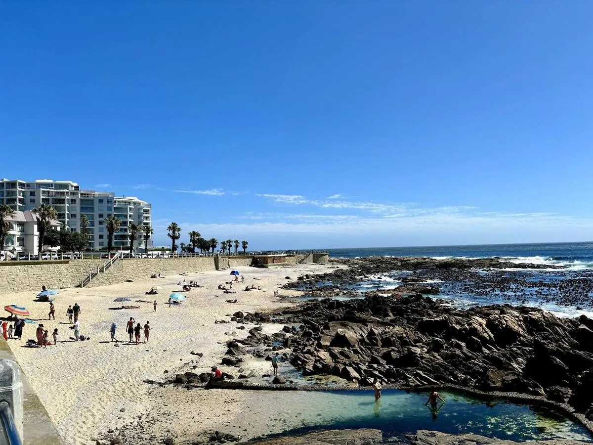 Appartement Substation Turned Cozy Retreat In Sea Point à Le Cap 0*,  Afrique du Sud